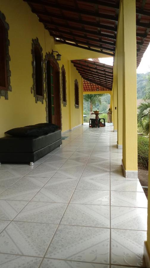 Casa Com Flores Pedra Azul  Exteriör bild